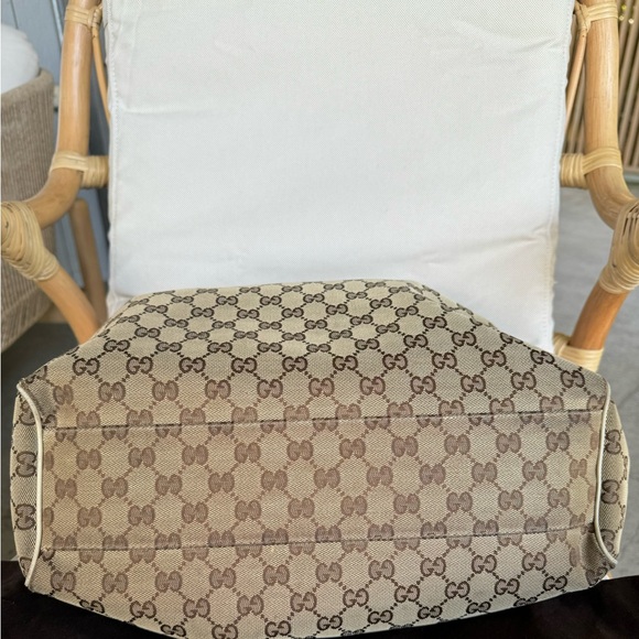 Authentic Gucci Bag - Picture 4 of 10